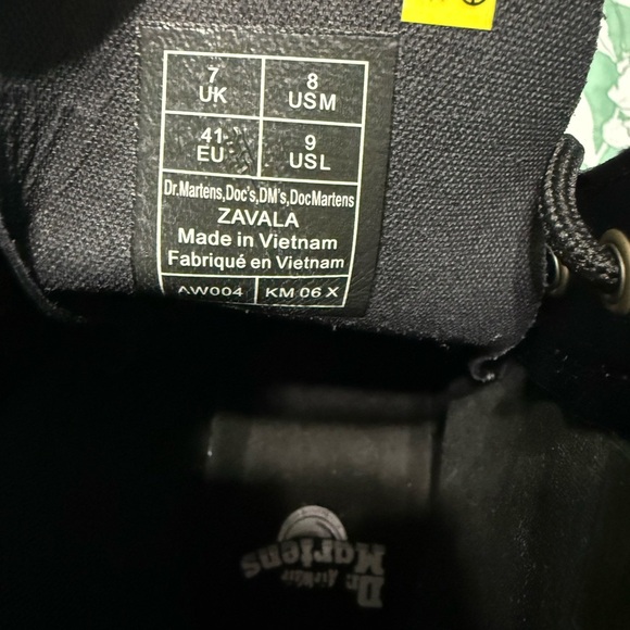 Dr. Martens Zavala Air Wair Black Boots AW004 Women's Size 8 - Picture 7 of 10